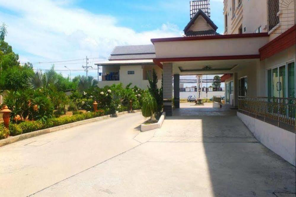 Leela Garden Villa Praia de Jomtien Exterior foto
